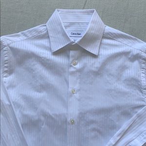 Ribbon broadcloth spreadcollar French cuff